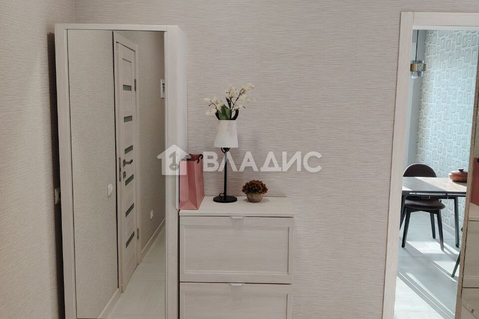 Продаётся 1-комнатная квартира, 44.7 м²