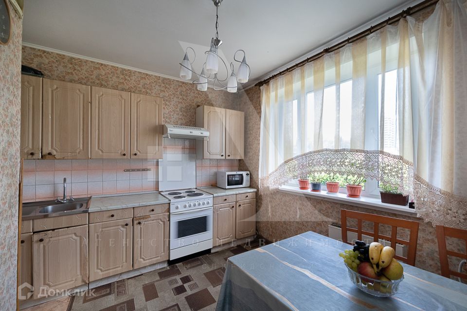 Продаётся 3-комнатная квартира, 73 м²