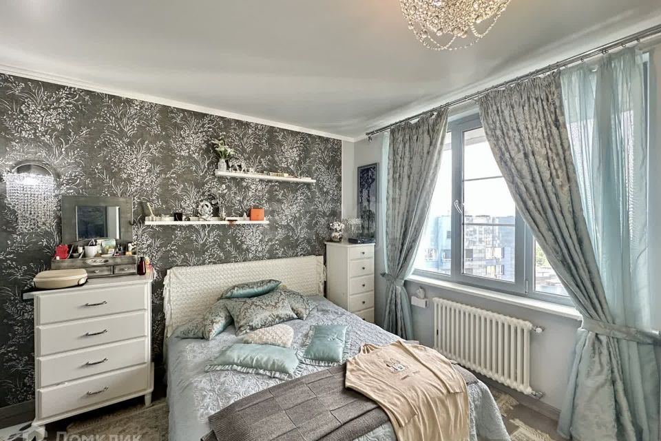 Продаётся 2-комнатная квартира, 82.7 м²