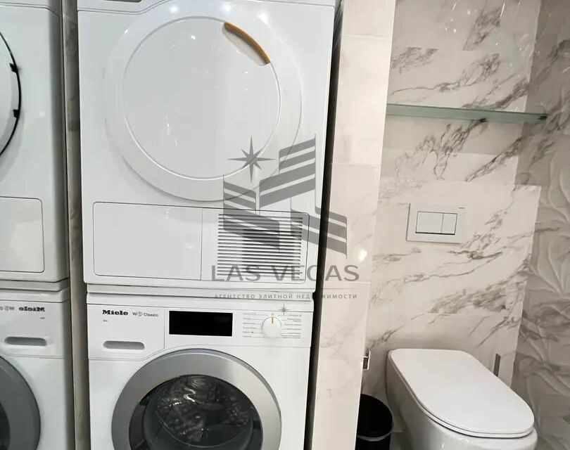 Сдаётся 4-комнатная квартира, 170 м²
