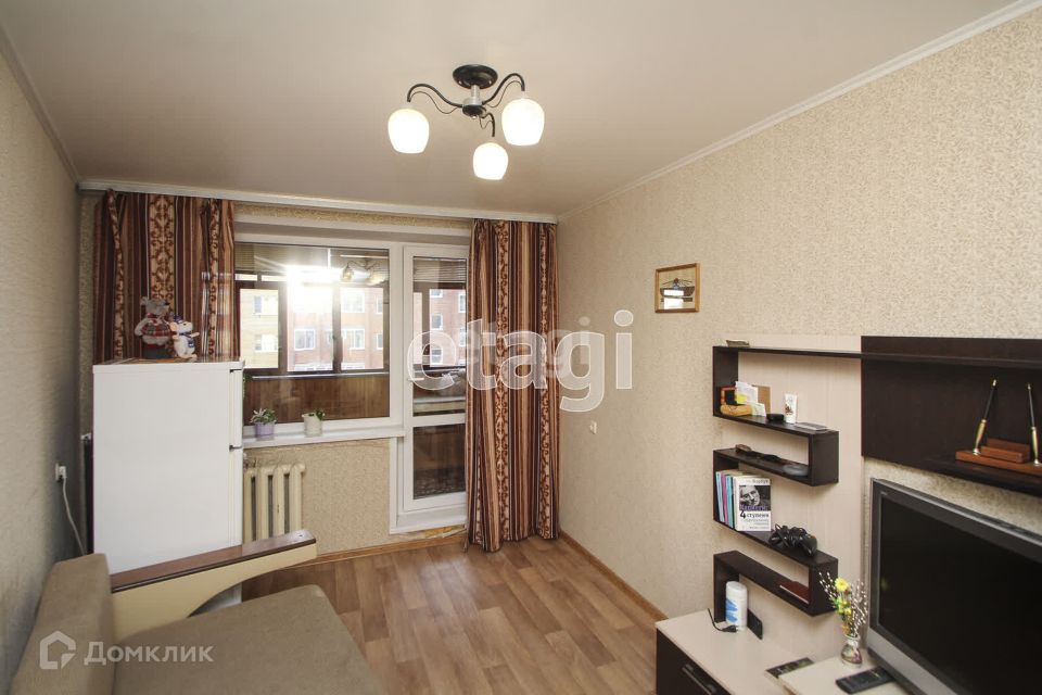 Продаётся 4-комнатная квартира, 83.5 м²