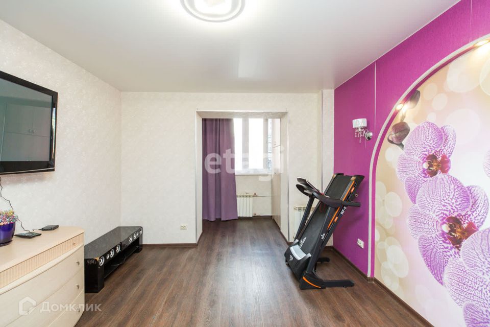 Продаётся 3-комнатная квартира, 103.5 м²
