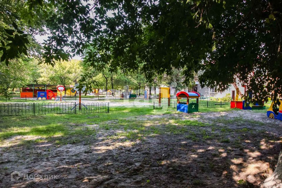 Продаётся 2-комнатная квартира, 40.8 м²