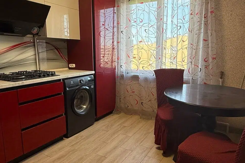 Продаётся 3-комнатная квартира, 70.6 м²