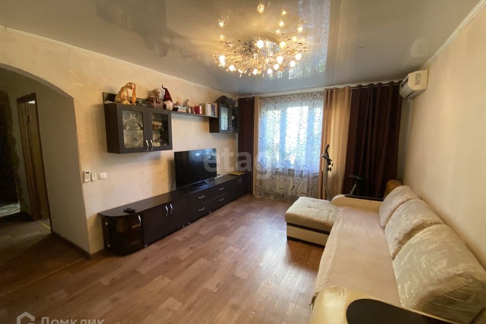 Продаётся 3-комнатная квартира, 54.5 м²