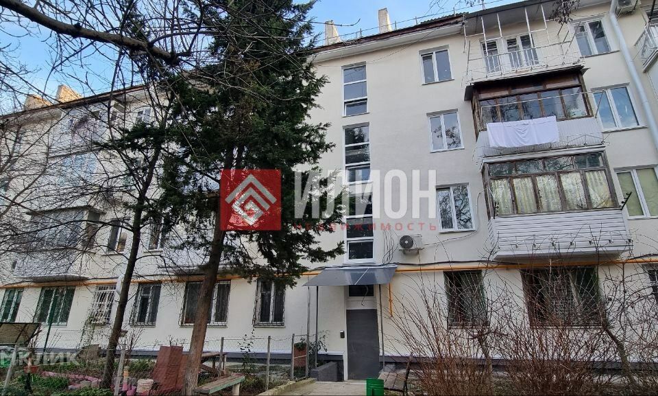 Продаётся 1-комнатная квартира, 46 м²