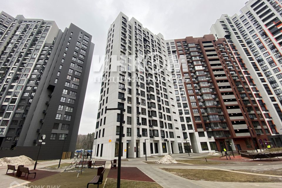 Продаётся 3-комнатная квартира, 71.2 м²
