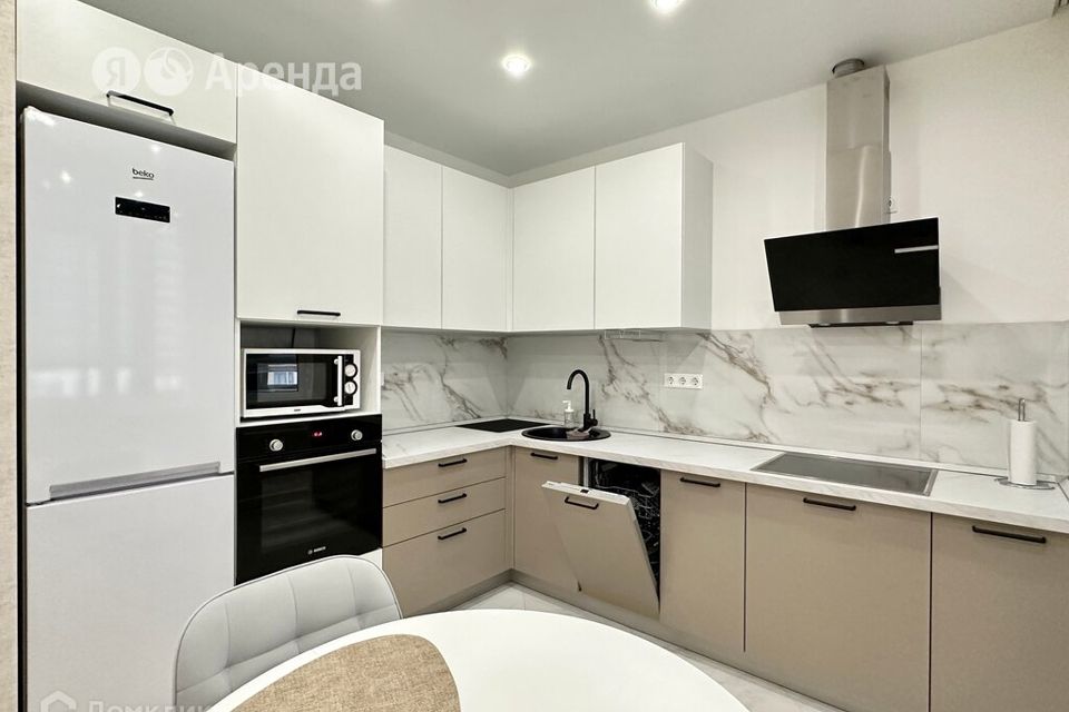 Сдаётся 1-комнатная квартира, 38 м²