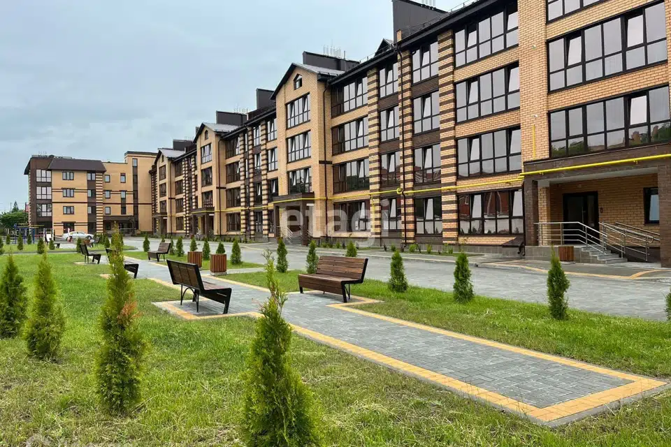 Продаётся 2-комнатная квартира, 63.45 м²