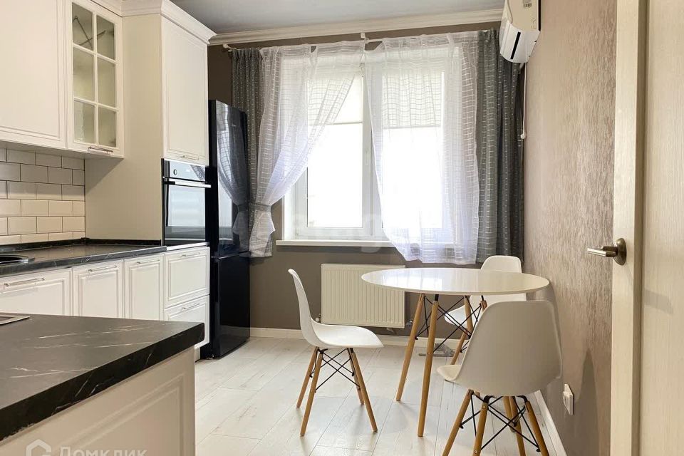 Продаётся 1-комнатная квартира, 39.5 м²