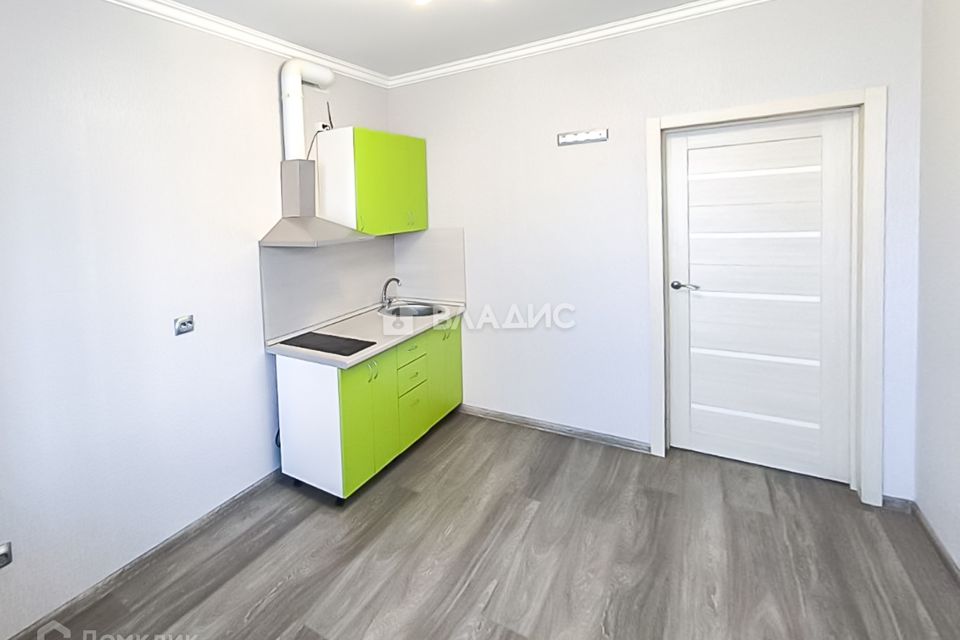 Продаётся 1-комнатная квартира, 42.2 м²