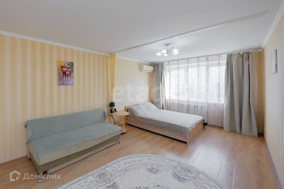 Продаётся 1-комнатная квартира, 43.6 м²