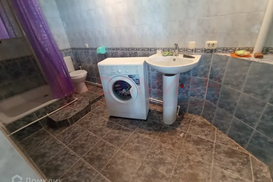 Продаётся 2-этажный дом, 203 м²