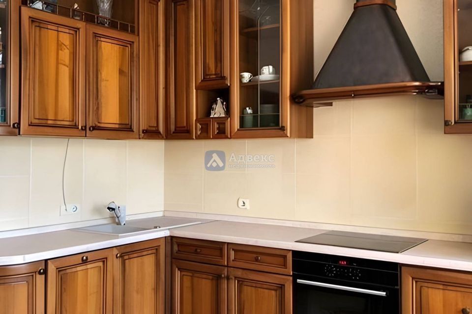 Продаётся 2-комнатная квартира, 90 м²