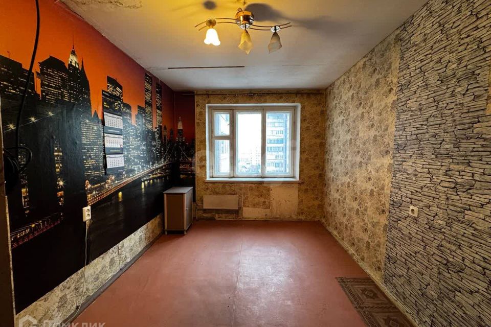 Продаётся комната в 6-комн. квартире, 12.5 м²