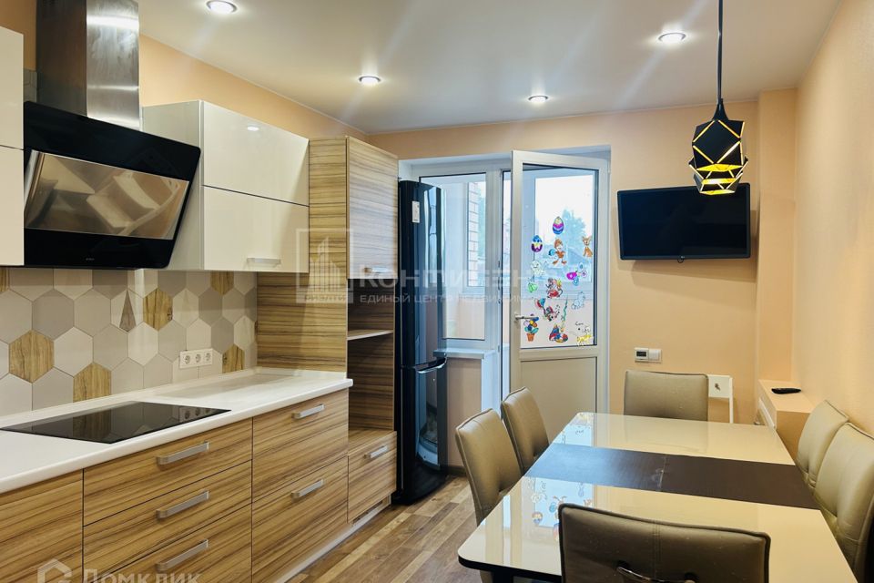 Продаётся 3-комнатная квартира, 88 м²