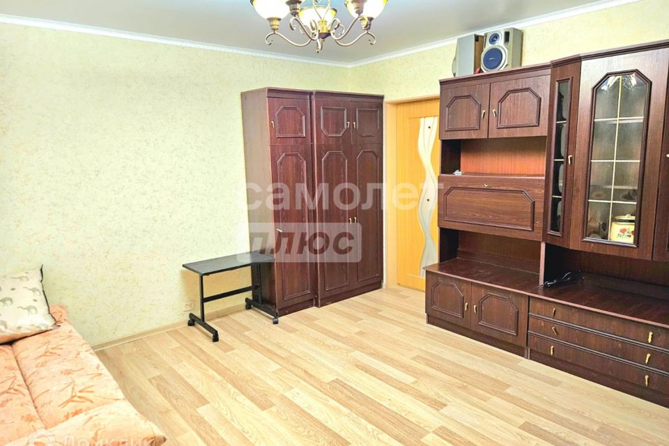 Продаётся 1-комнатная квартира, 37 м²