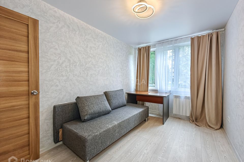 Продаётся 3-комнатная квартира, 56.7 м²