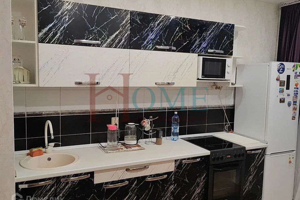 Сдаётся 1-комнатная квартира, 35 м²