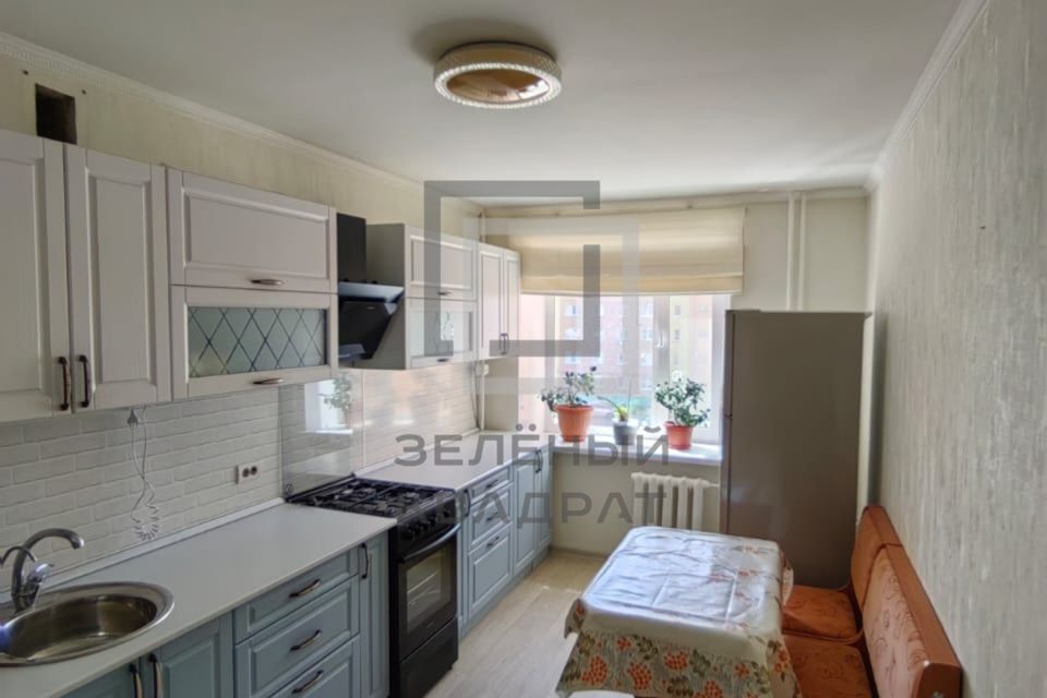 Продаётся 2-комнатная квартира, 66.7 м²