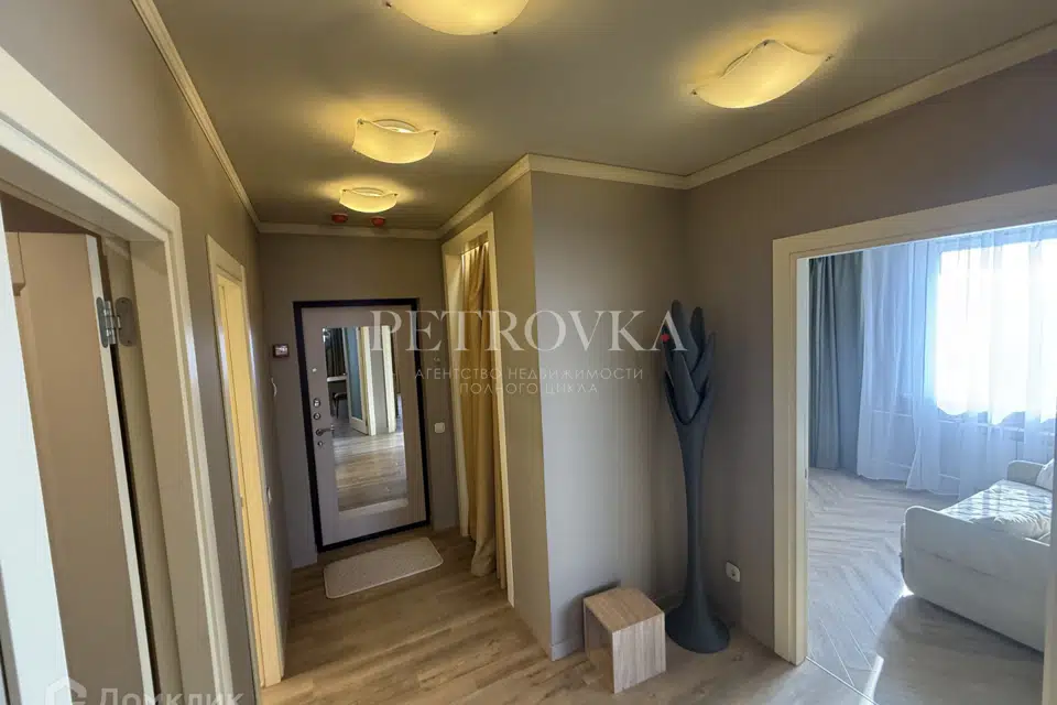 Продаётся 2-комнатная квартира, 56.5 м²