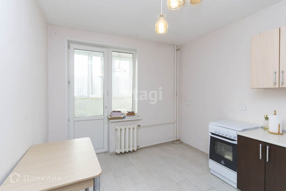 Продаётся 1-комнатная квартира, 38 м²