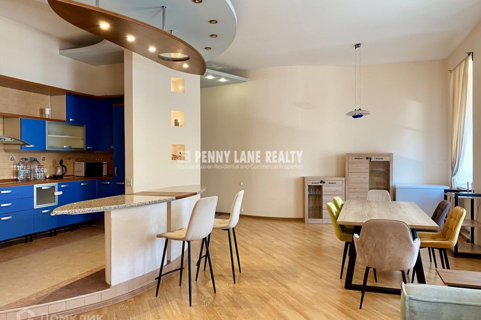 Сдаётся 4-комнатная квартира, 176 м²