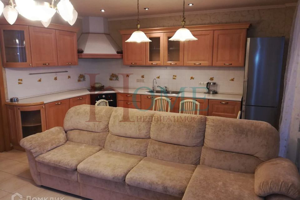 Сдаётся 3-комнатная квартира, 120 м²