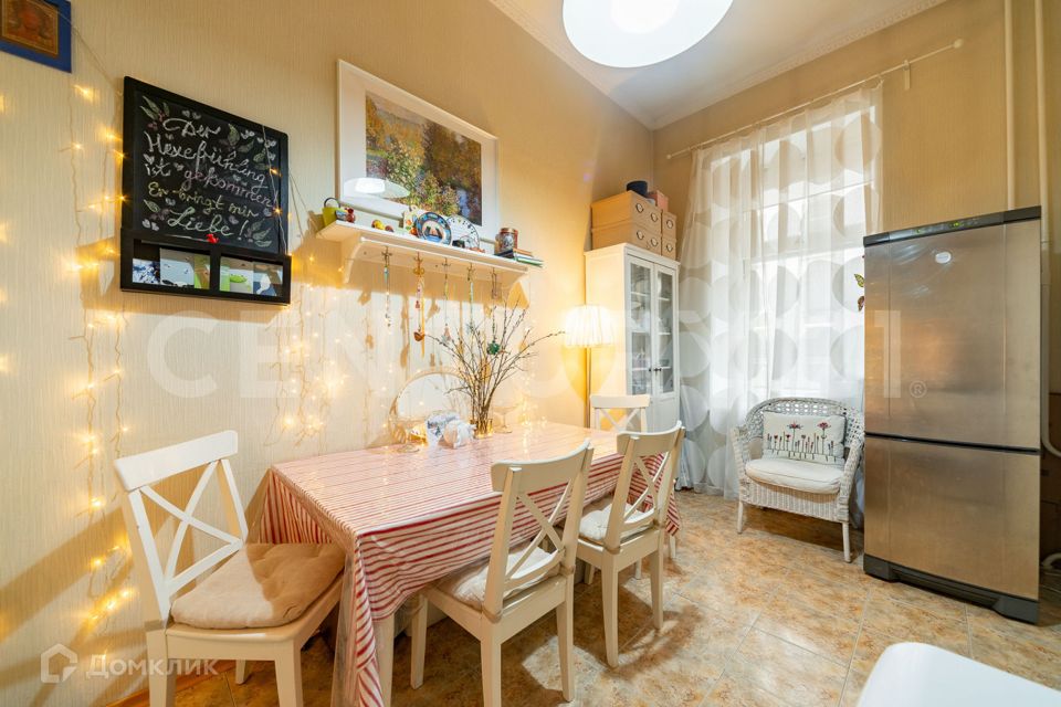 Продаётся 3-комнатная квартира, 64.2 м²