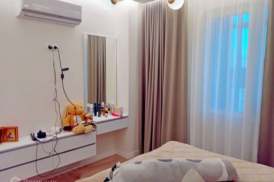 Продаётся 2-комнатная квартира, 77 м²