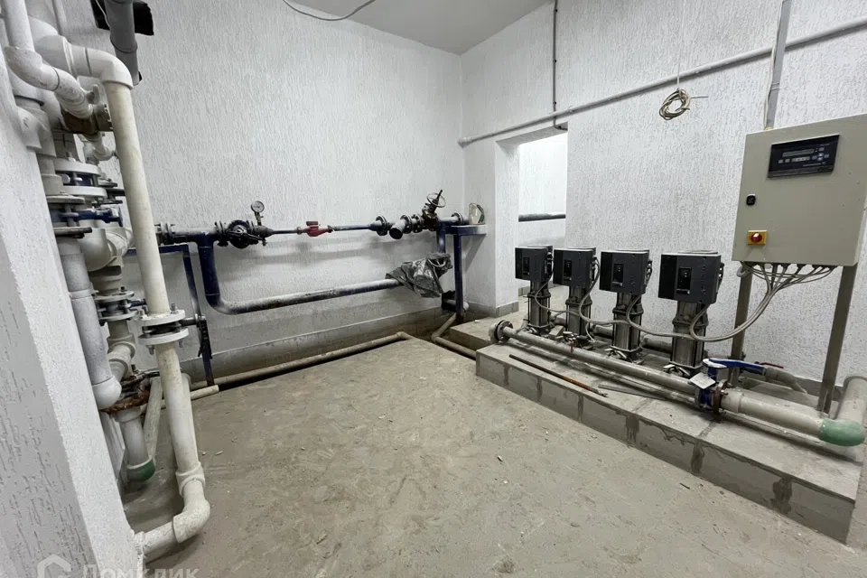 Продаётся 3-комнатная квартира, 104 м²