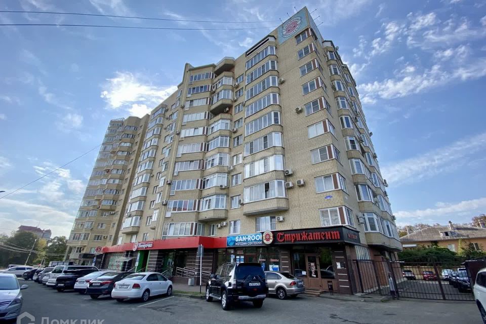 Продаётся 1-комнатная квартира, 66.3 м²