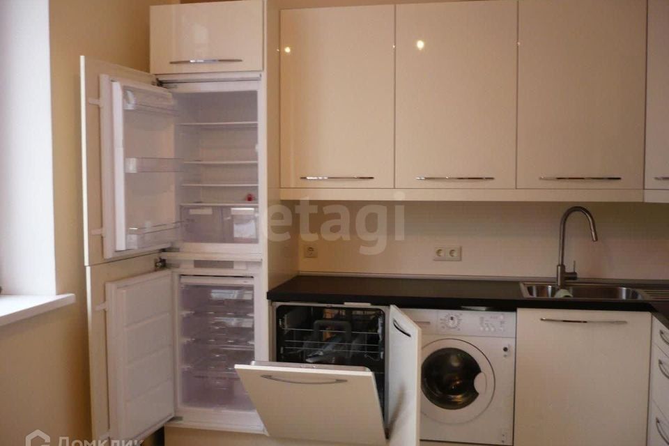Продаётся 1-комнатная квартира, 45.3 м²