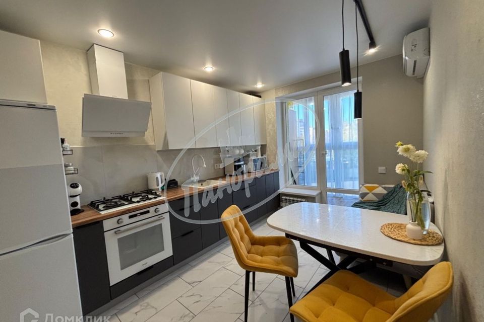 Продаётся 1-комнатная квартира, 35.7 м²