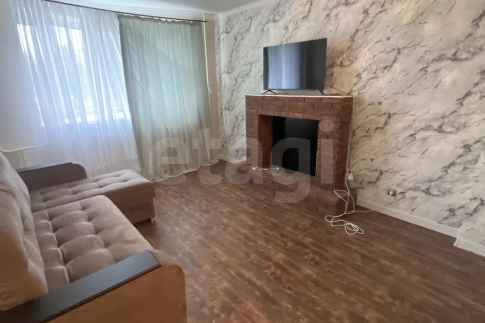 Сдаётся 2-комнатная квартира, 70 м²