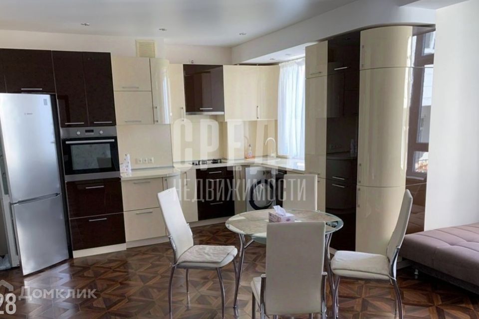 Продаётся 2-комнатная квартира, 60 м²