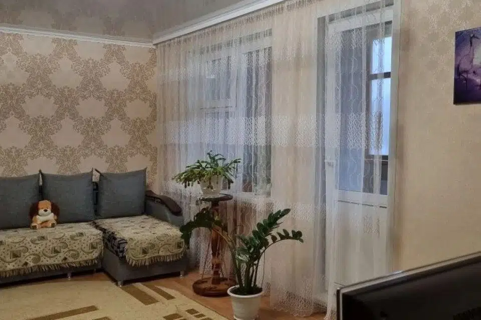 Продаётся 1-комнатная квартира, 38 м²