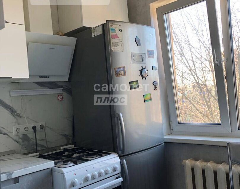 Продаётся 3-комнатная квартира, 56.8 м²