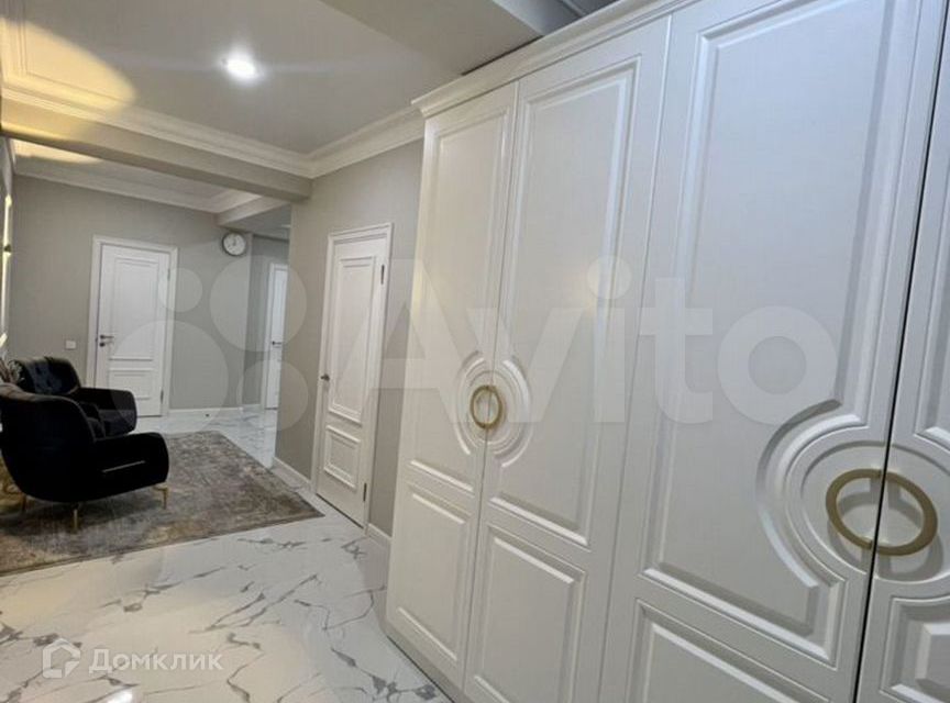 Продаётся 2-комнатная квартира, 90 м²