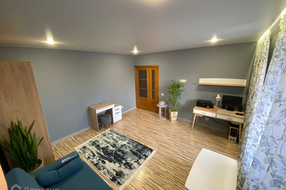 Продаётся 2-комнатная квартира, 57.7 м²