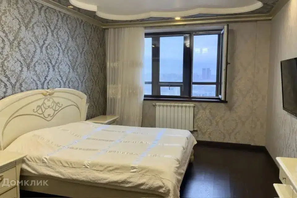 Продаётся 5-комнатная квартира, 125 м²
