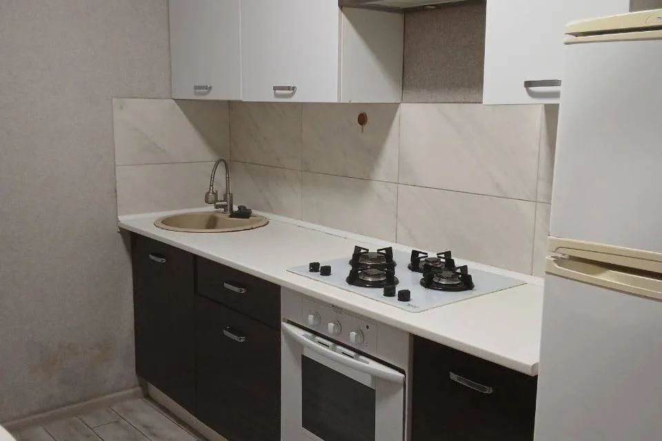 Продаётся 2-комнатная квартира, 43.3 м²