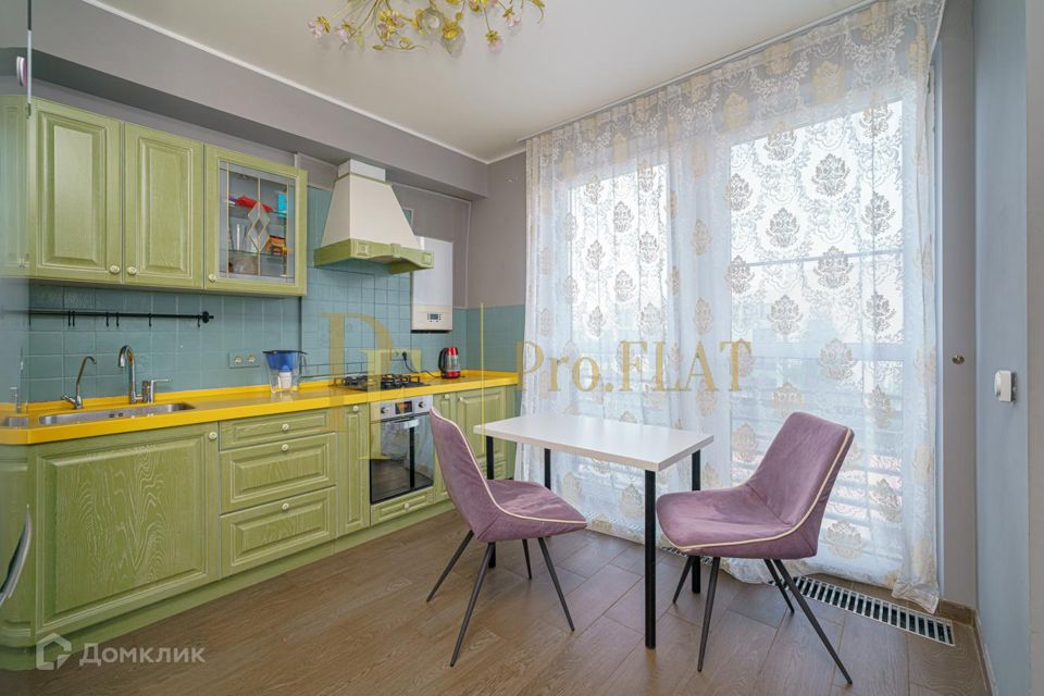 Продаётся 1-комнатная квартира, 43.6 м²