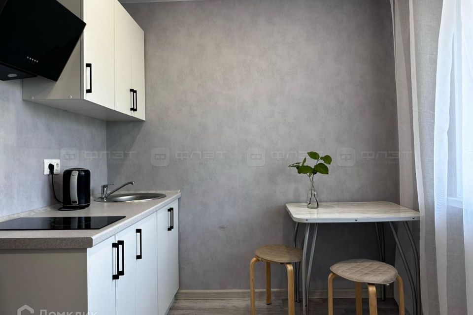 Продаётся комната в 1-комн. квартире, 13 м²