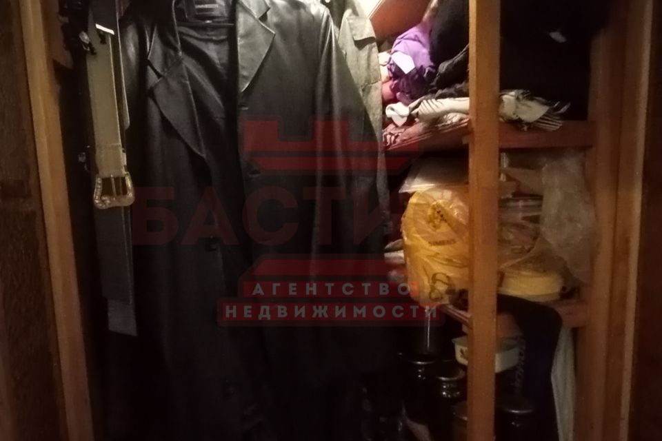 Продаётся 3-комнатная квартира, 57.5 м²