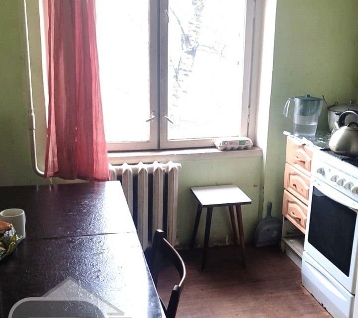 Продаётся 3-комнатная квартира, 58.5 м²