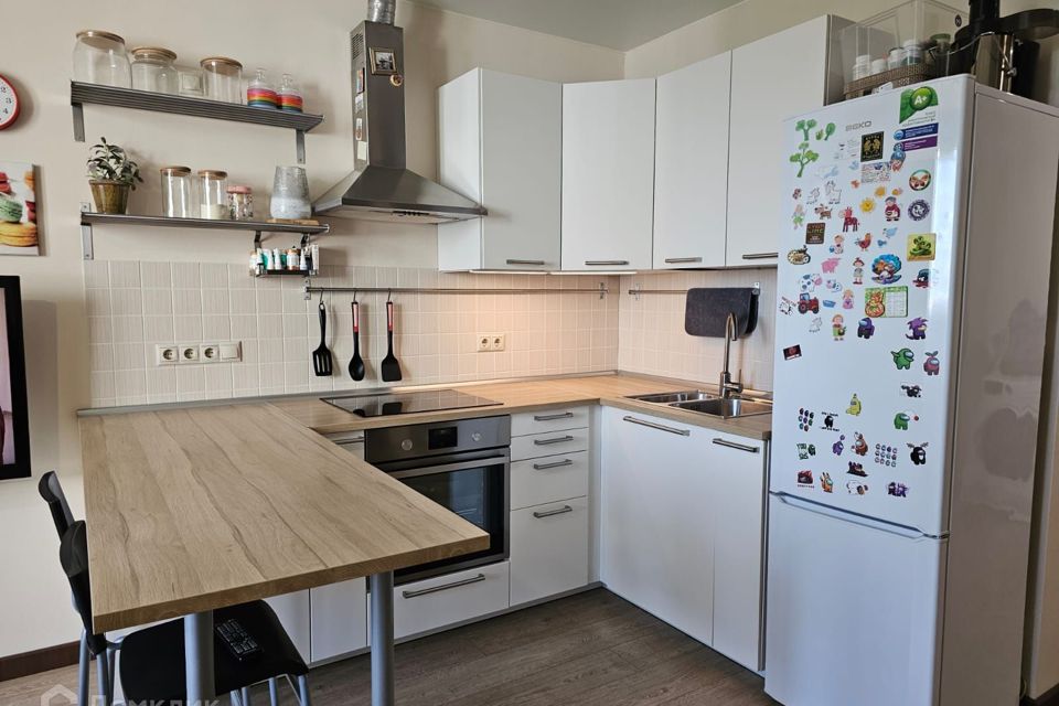 Продаётся 1-комнатная квартира, 41 м²