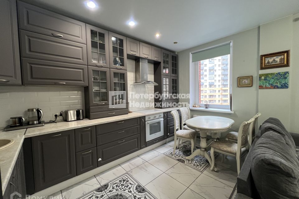 Продаётся 1-комнатная квартира, 48.5 м²