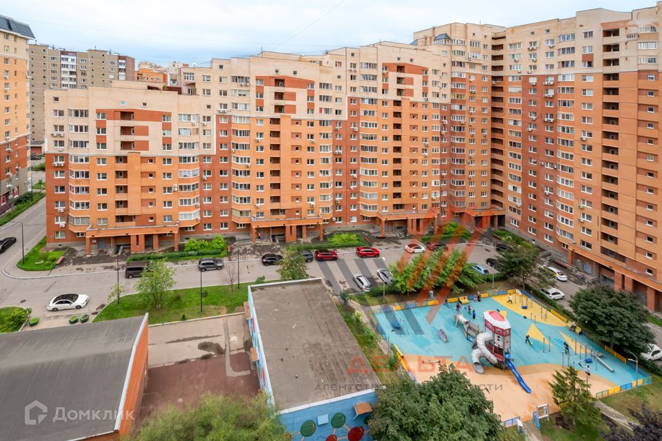 Продаётся 3-комнатная квартира, 104 м²