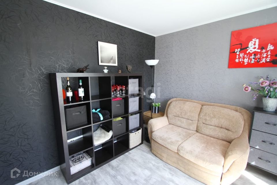 Продаётся 4-комнатная квартира, 59.5 м²